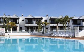 Belharra. Apartamento en urbanización con piscina.